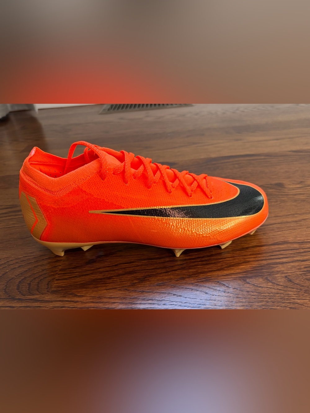 Nike Youth Mercurial Vapor 16 Pro FG SE cleats, ‘Deja Vu’ color way, 5.5Y